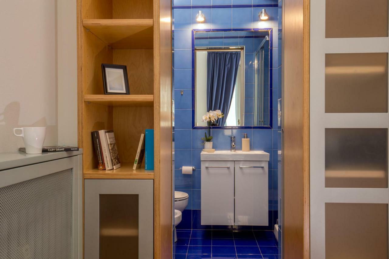 Daplace - Renzo Apartment Milaan Buitenkant foto